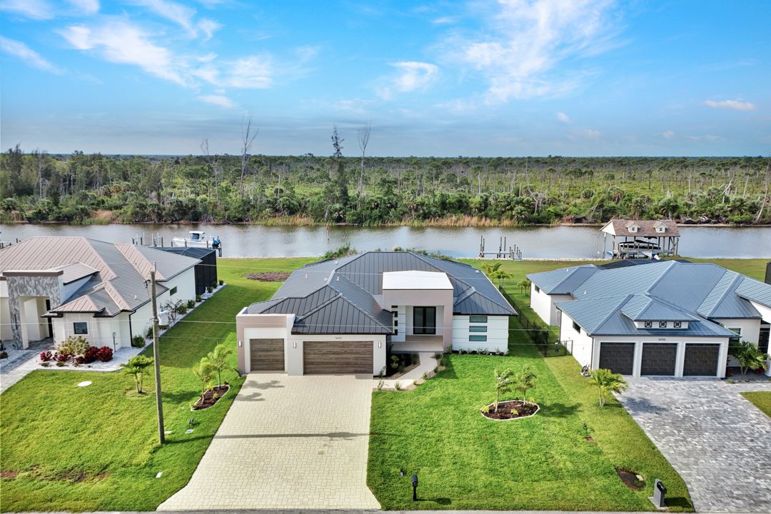 16692 Liggett Cir, Port Charlotte, FL 33981