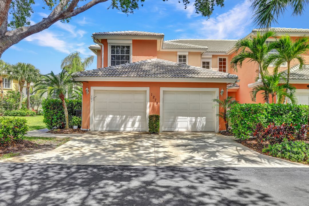 1278 Sweetwater Ln  #201, Naples, FL 34110