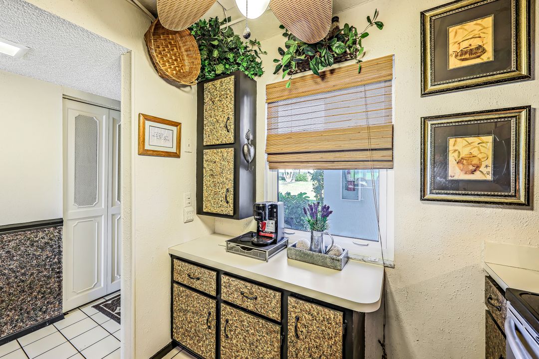 1624 Pine Valley Dr #118, Fort Myers, FL 33907