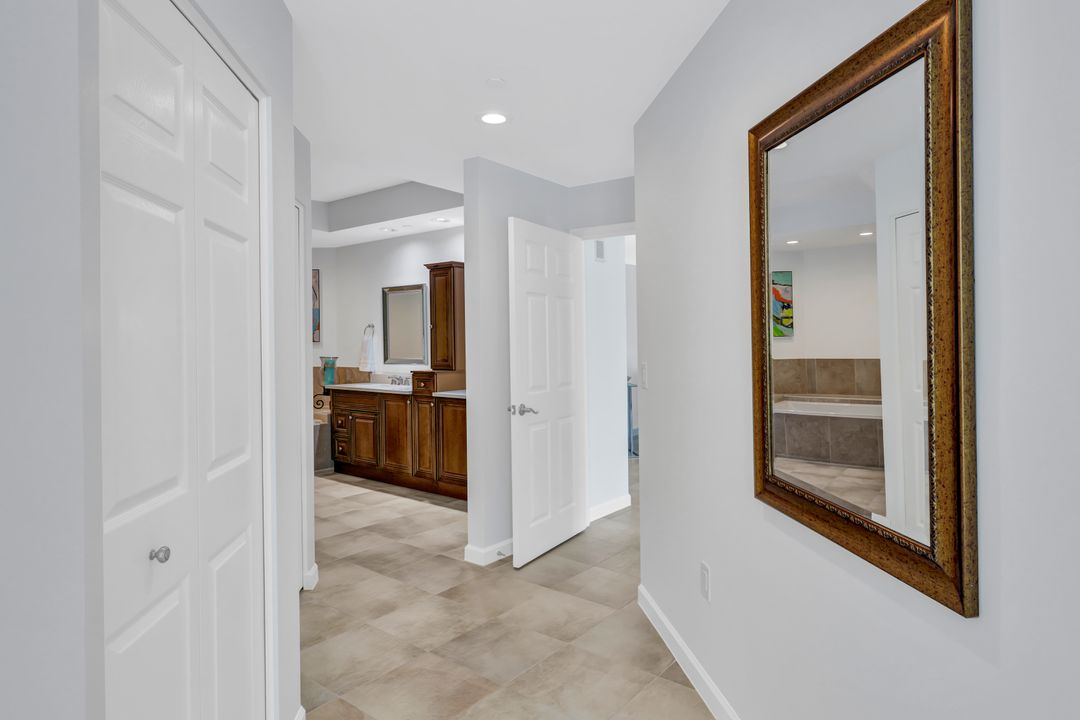 4255 Gulf Shore Blvd N  #103, Naples, FL 34103