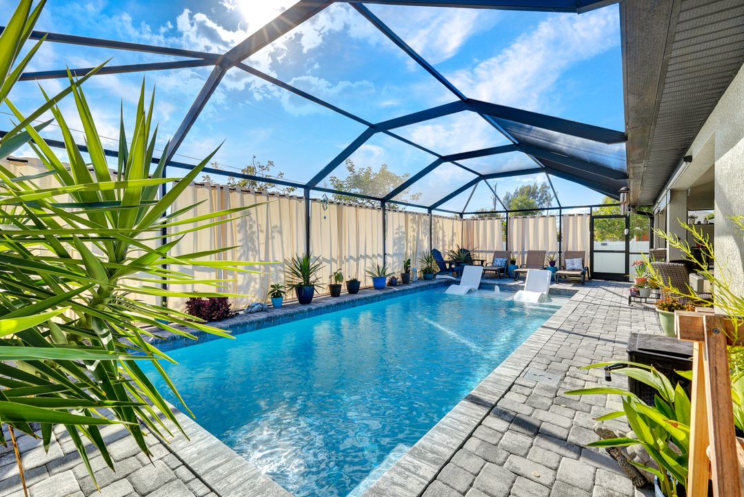 306 SW 28th Terrace, Cape Coral, FL 33914