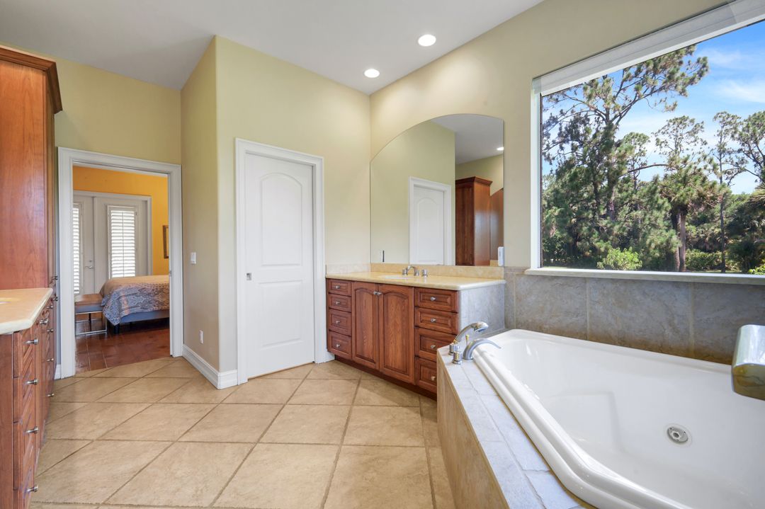 14600 Fritchey Rd, Naples, FL 34114