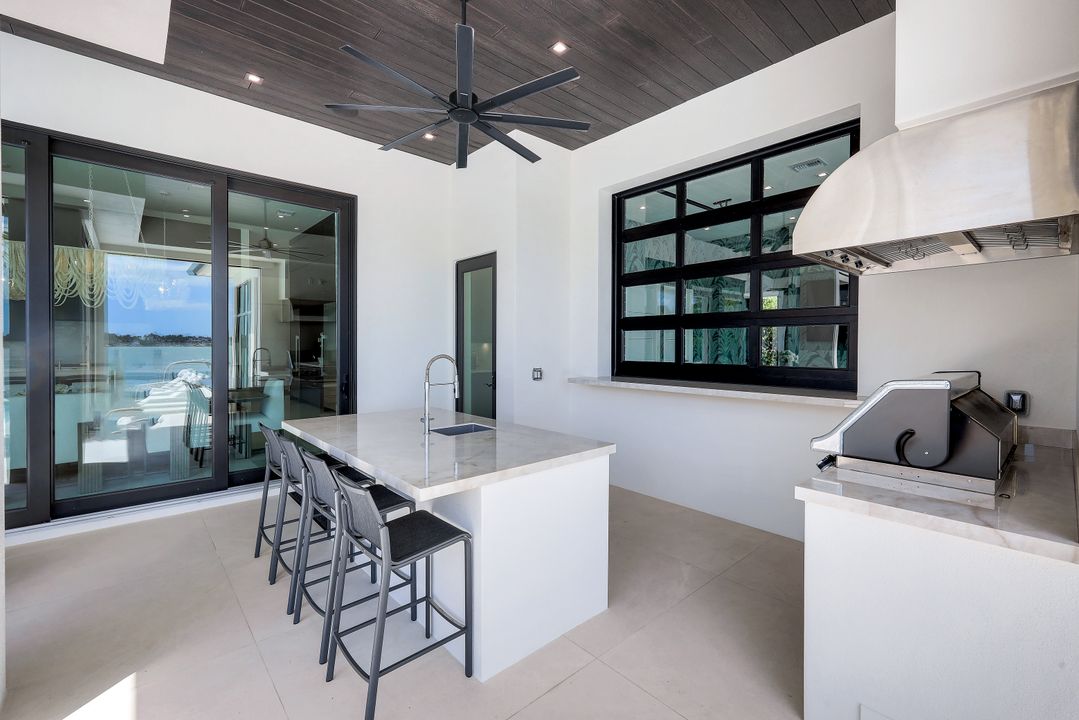 1631 Collingswood Ct, Marco Island, FL 34145