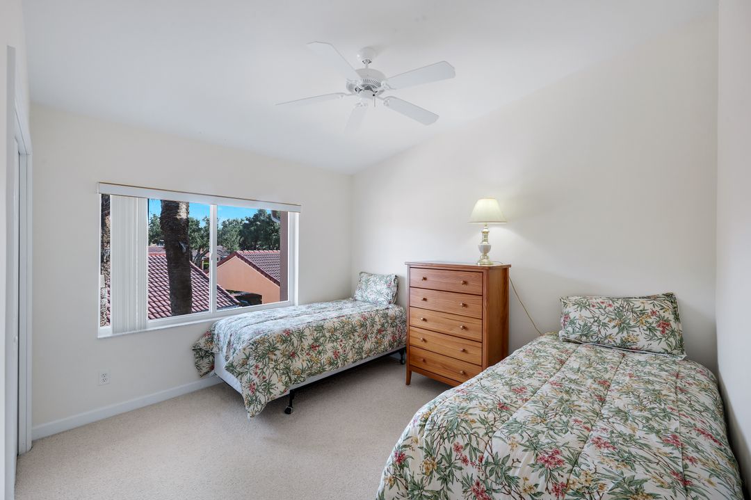 1660 Windy Pines Dr #4, Naples, FL 34112