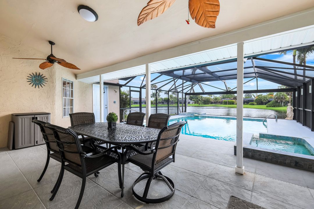 28820 Trenton Ct, Bonita Springs, FL 34134