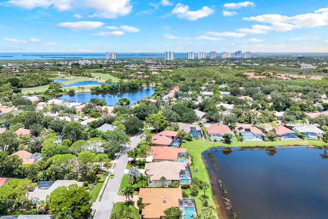 3760 Lakemont Dr, Bonita Springs, FL 34134