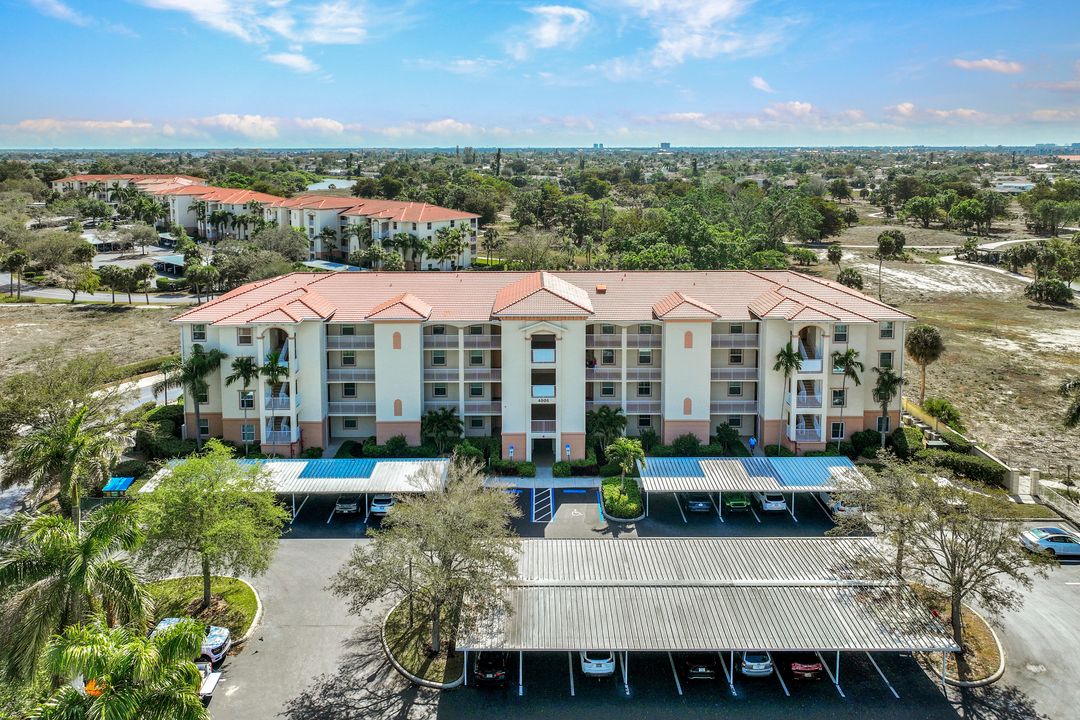 4005 Palm Tree Blvd #307, Cape Coral, FL 33904