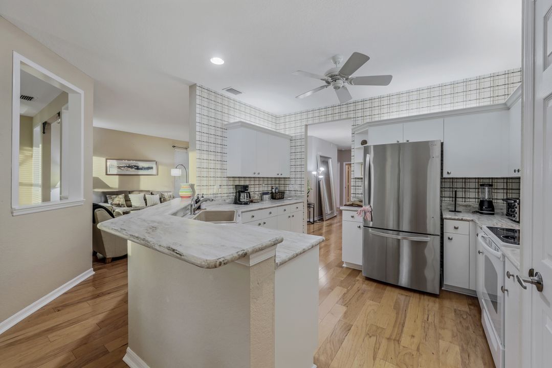 1345 Charleston Square Dr Apt 102, Naples, FL 34110