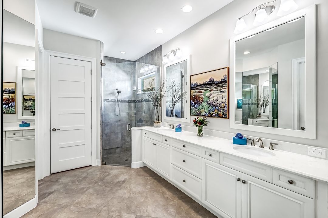 6320 Lyford Isle Dr, Naples, FL 34112