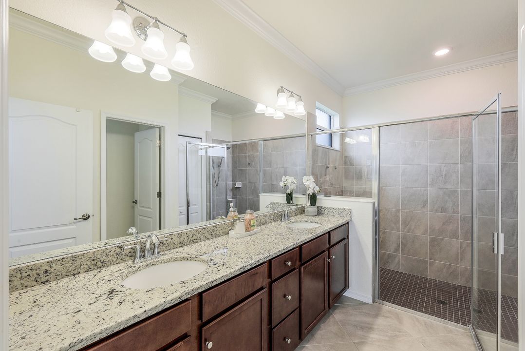 2214 Cara Cara Way, Naples, FL 34120