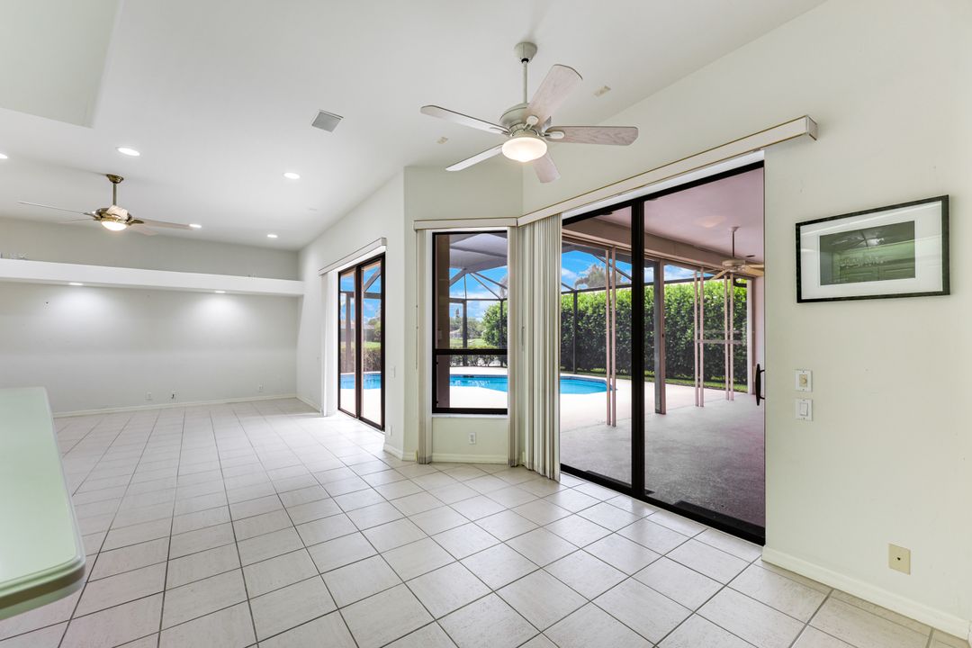 11726 Night Heron Dr, Naples, FL 34119