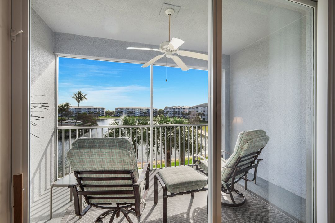 16575 Lake Cir Dr #1136, Fort Myers, FL 33908