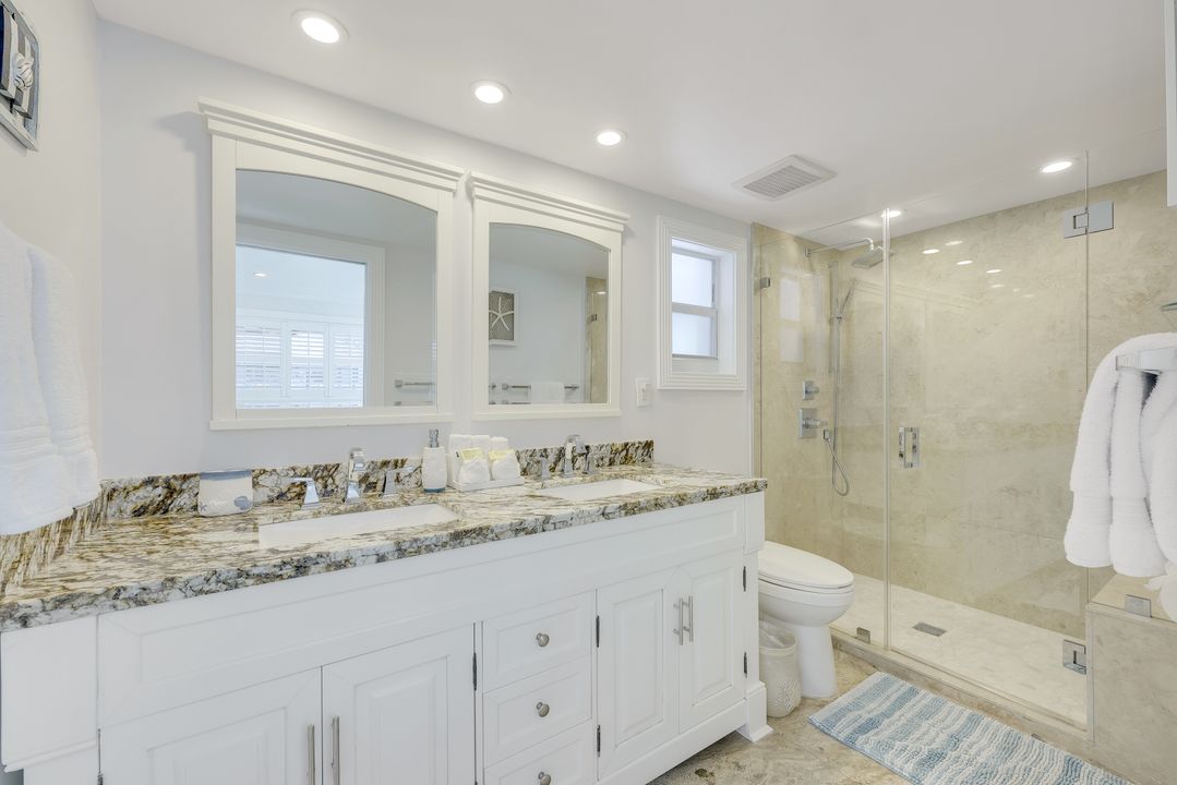 544 Seagrape Dr, Marco Island, FL 34145