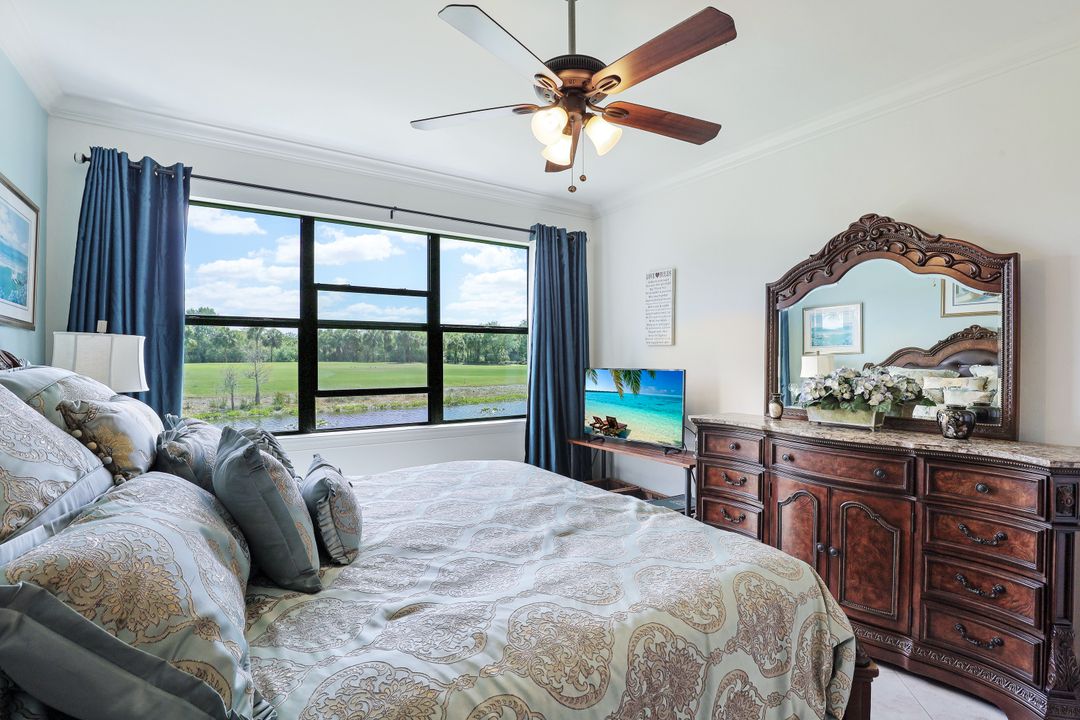 12070 Covent Garden Ct #1501, Naples, FL 34120