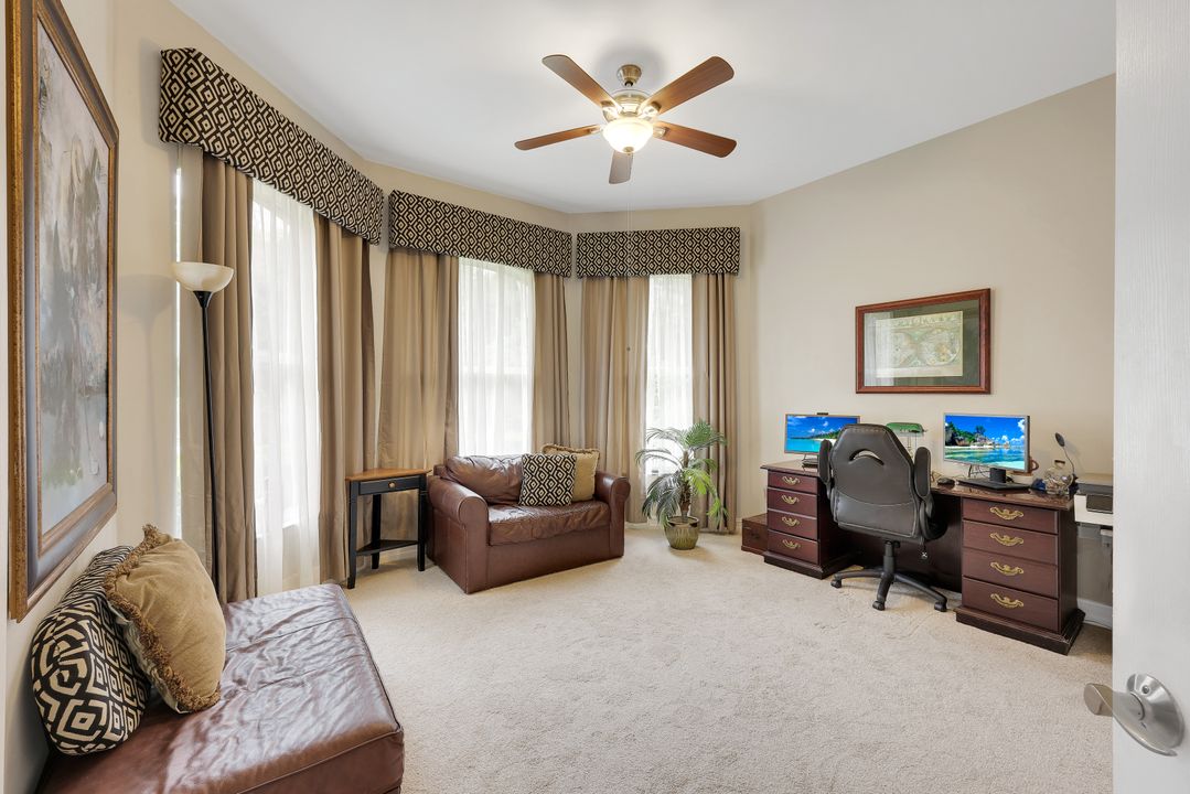 4727 7th Ave SW, Naples, FL 34119