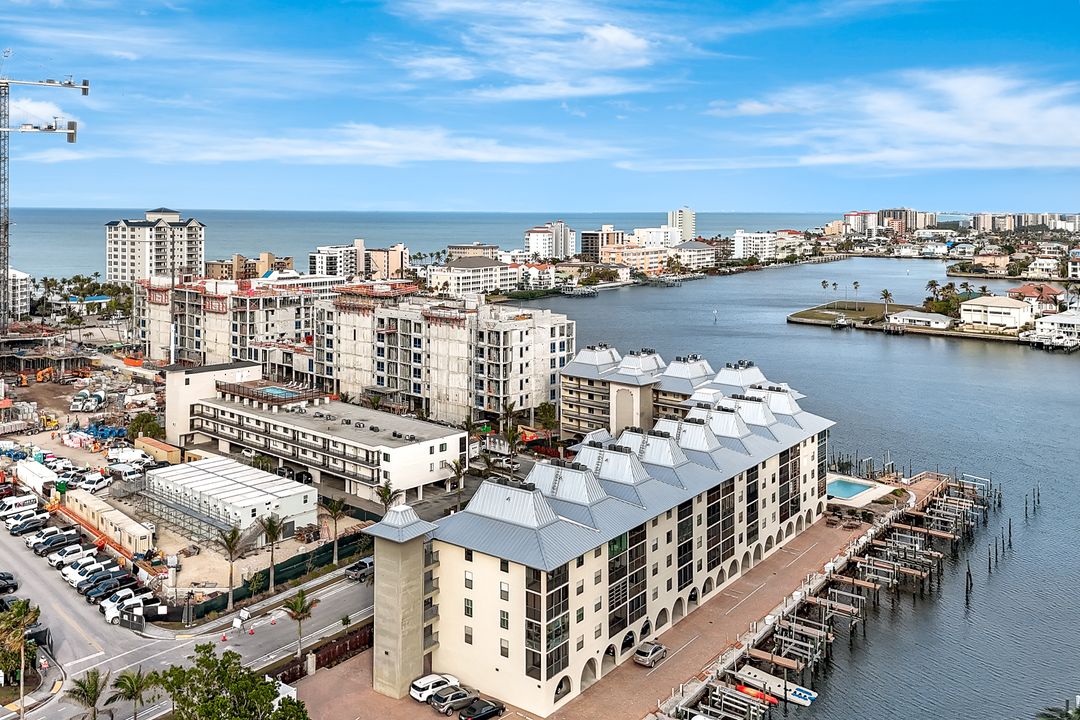 271 Southbay Dr #155, Naples, FL 34108