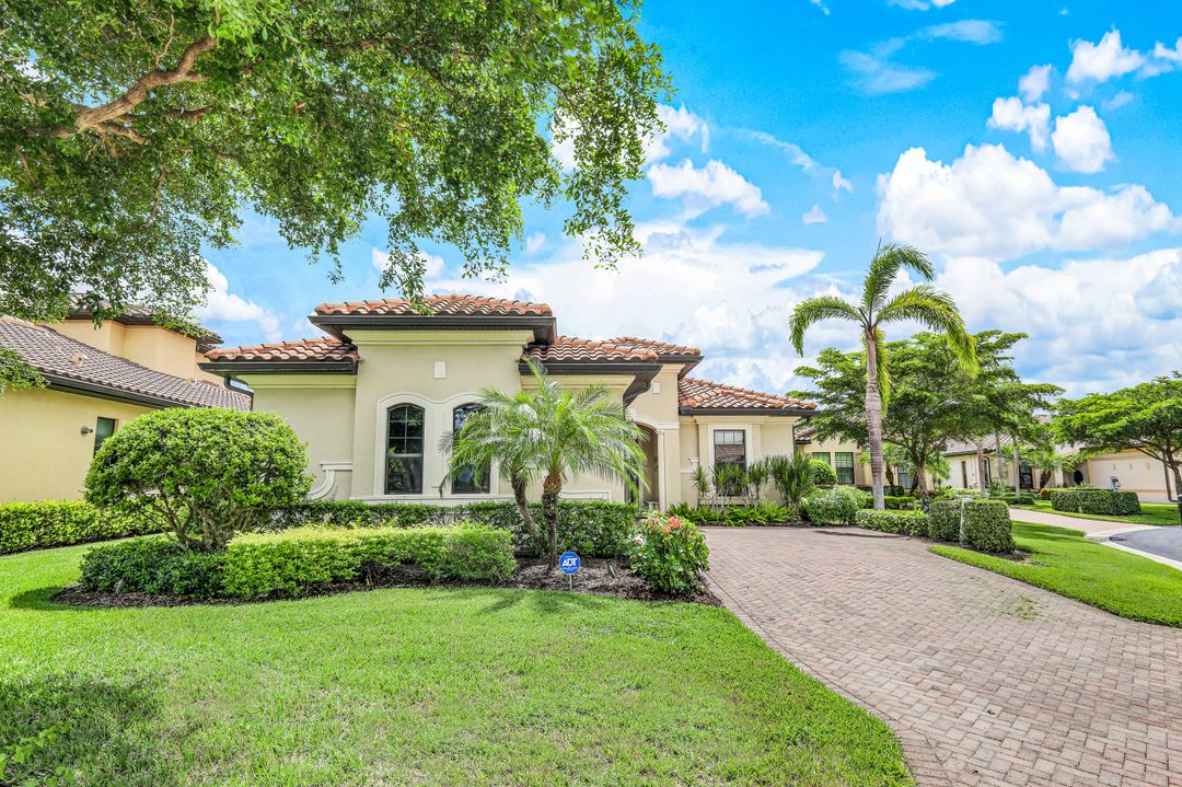 10263 Porto Romano Drive, Miromar Lakes, FL 33913