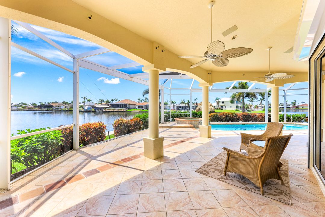 5231 SW 5th Pl, Cape Coral, FL 33914