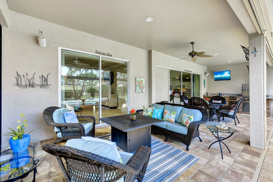 9314 Quarry Dr, Naples, FL 34120