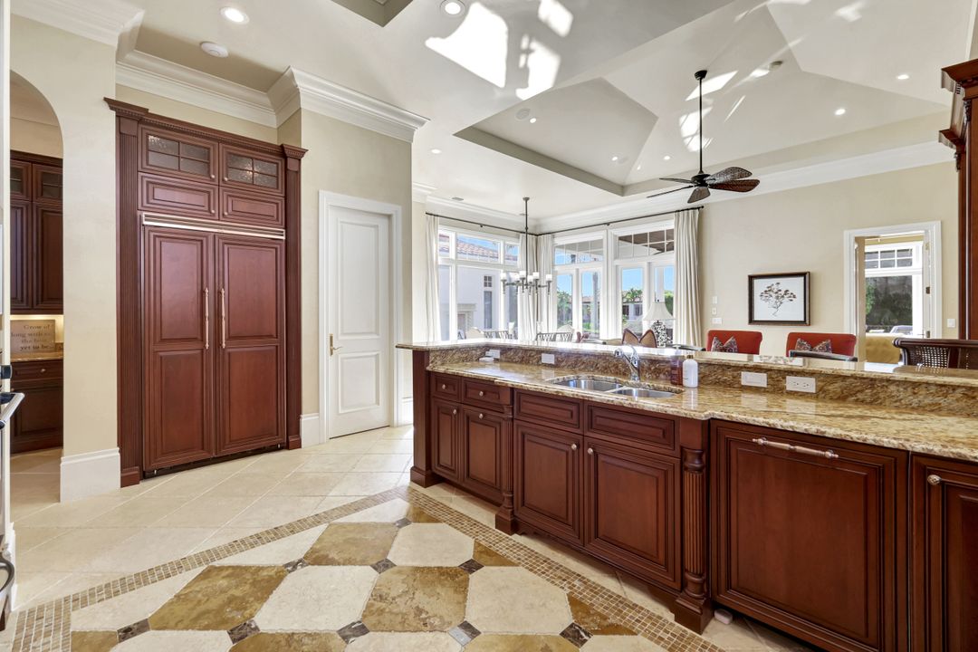 2249 Miramonte Ct, Naples, FL 34105