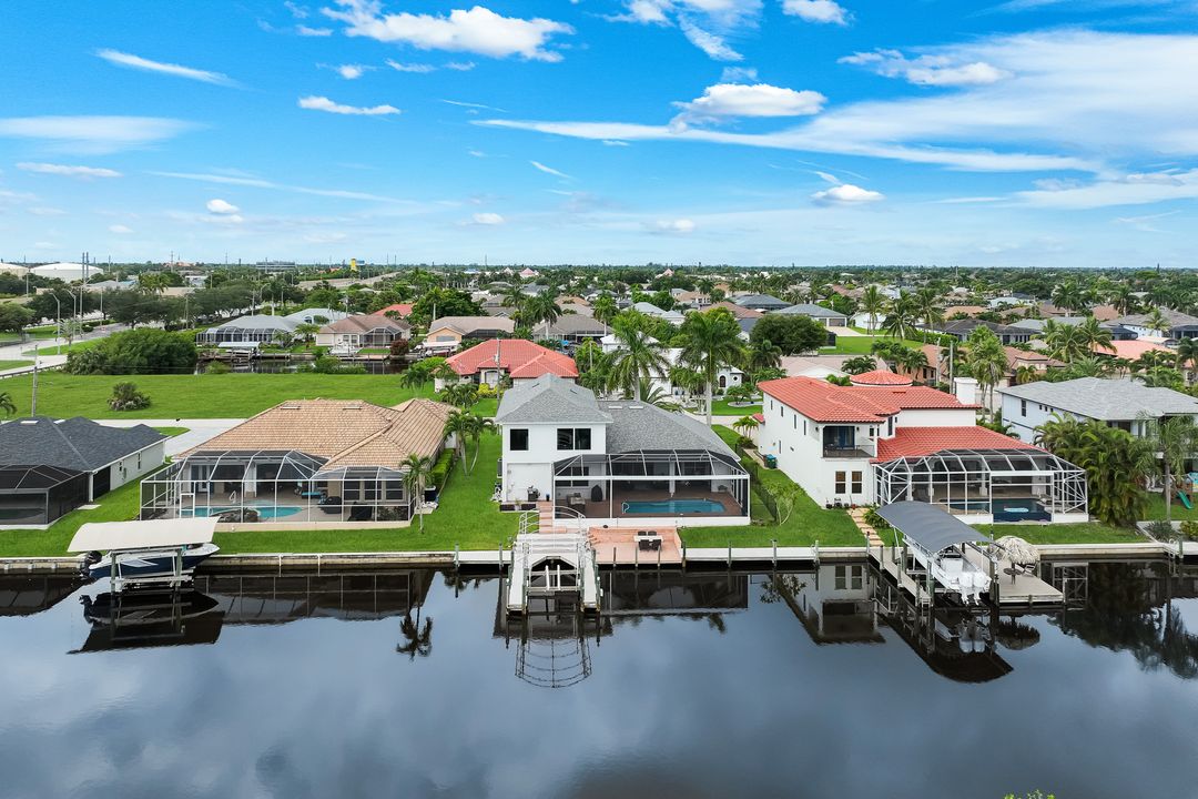 2309 SE 20th Pl, Cape Coral, FL 33990