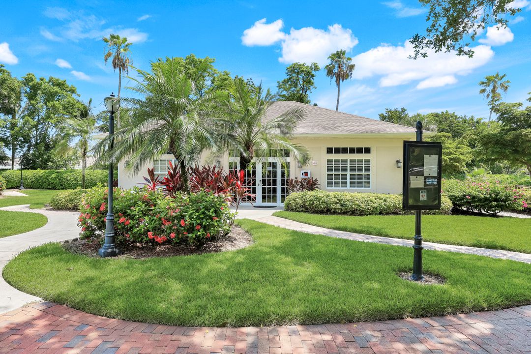 6956 Lone Oak Blvd, Naples, FL 34109
