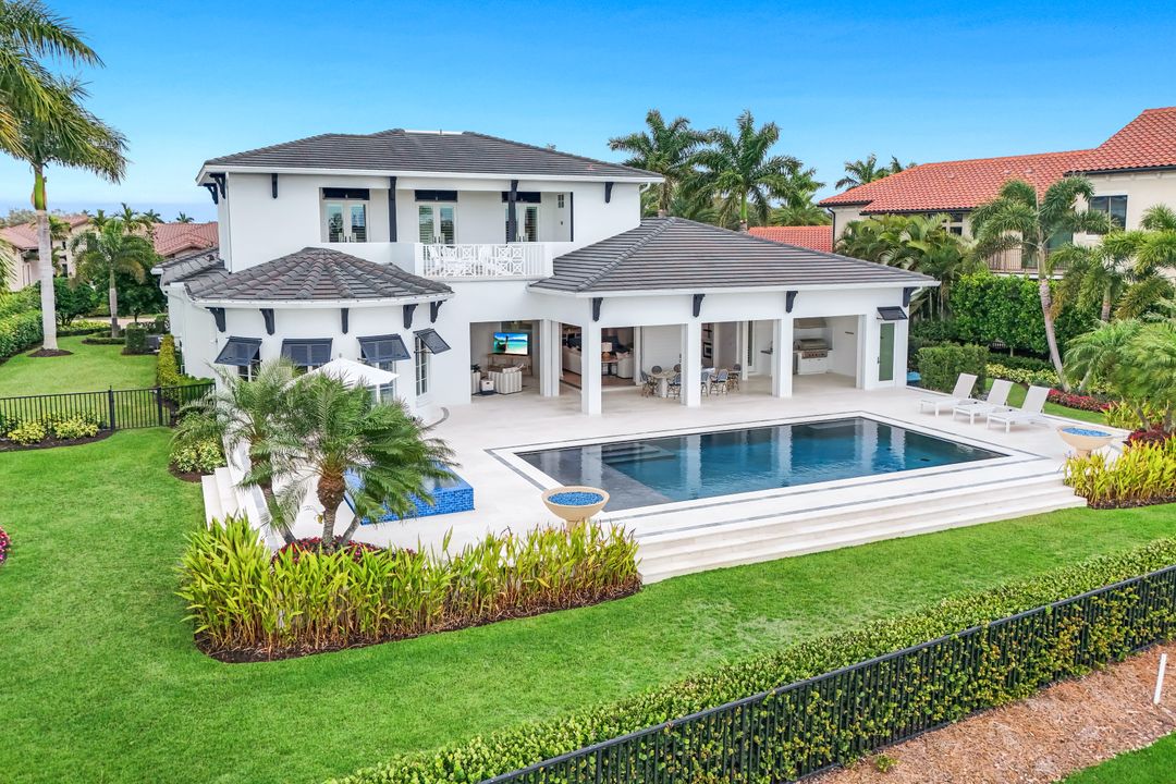 16744 Prato Way, Naples, FL 34110