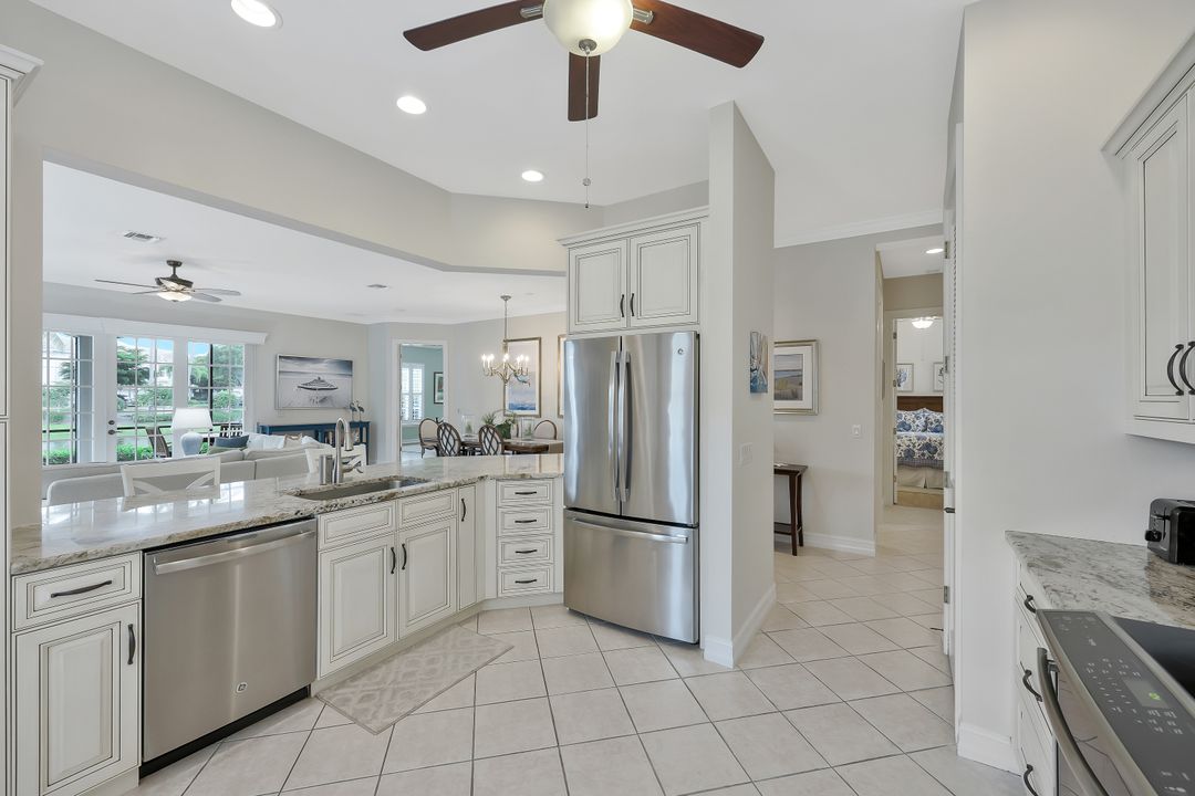 5012 Maxwell Cir #101, Naples, FL 34105