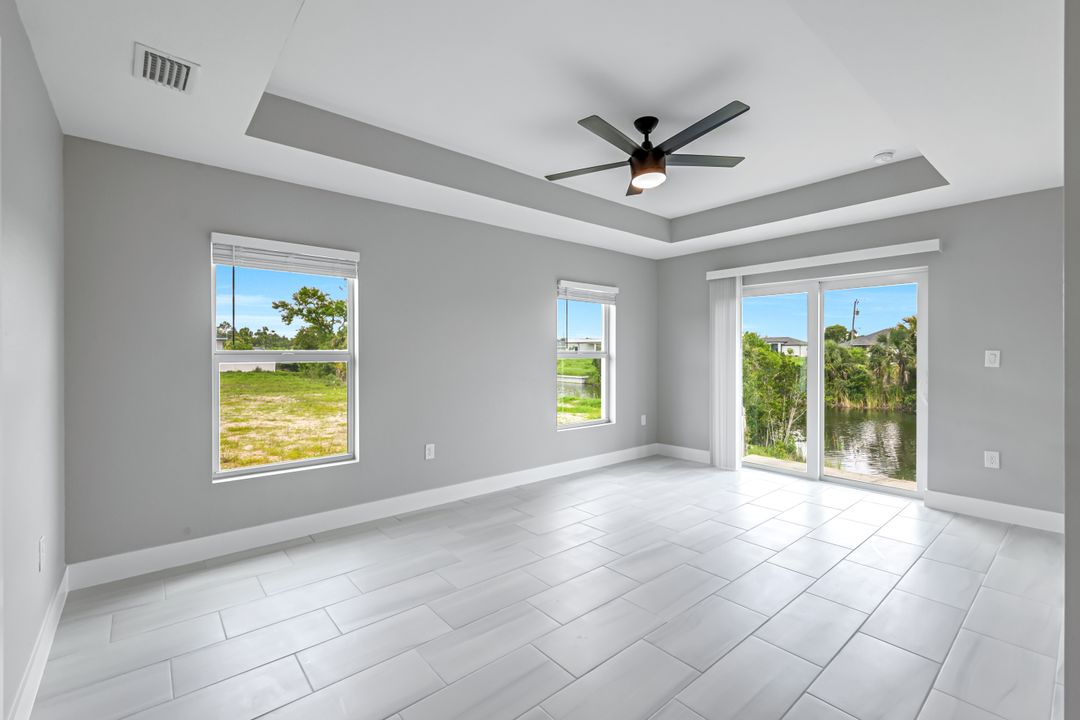 2921 NE 1st Ave, Cape Coral, FL 33909