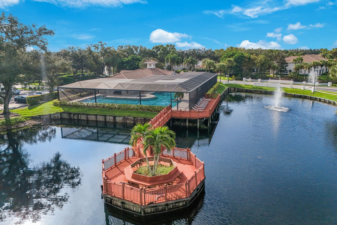 6825 Satinleaf Rd S #101, Naples, FL 34109