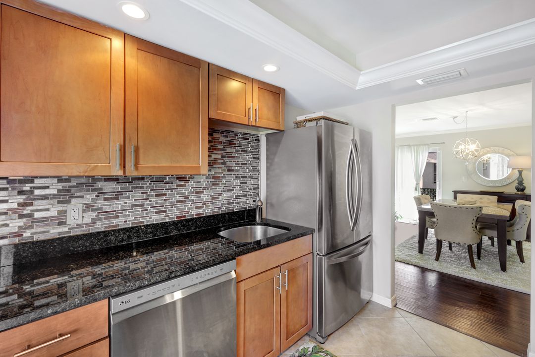 233 Palm Dr #2, Naples, FL 34112