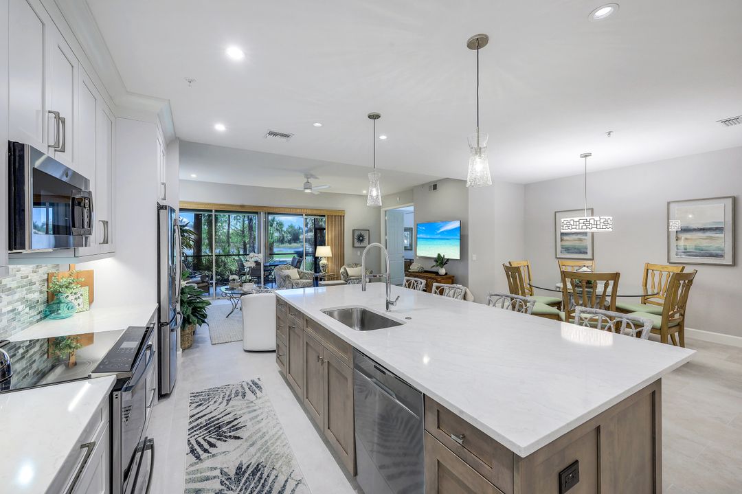 3920 Deer Crossing Ct #103, Naples, FL 34114