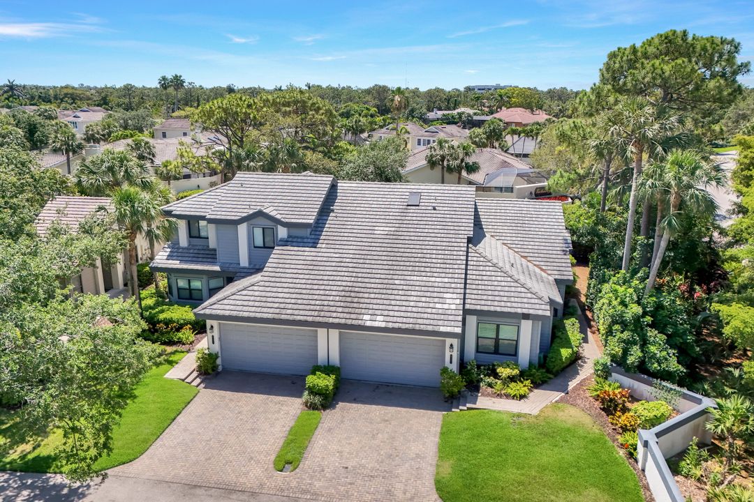 27181 Kindlewood Ln, Bonita Springs, FL 34134