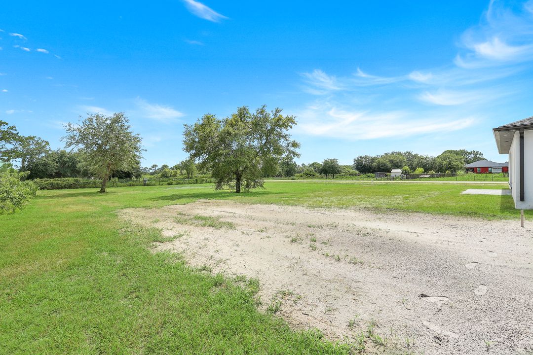 7681 15th Terrace, LaBelle, FL 33935