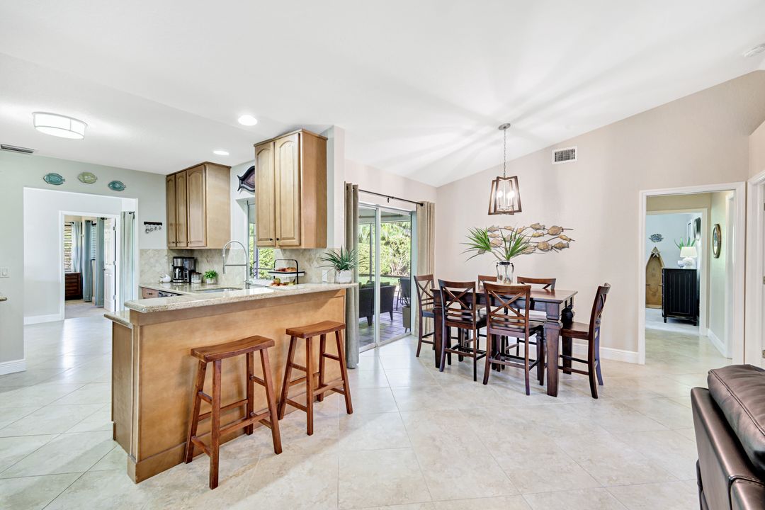 39 Mentor Dr, Naples, FL 34110