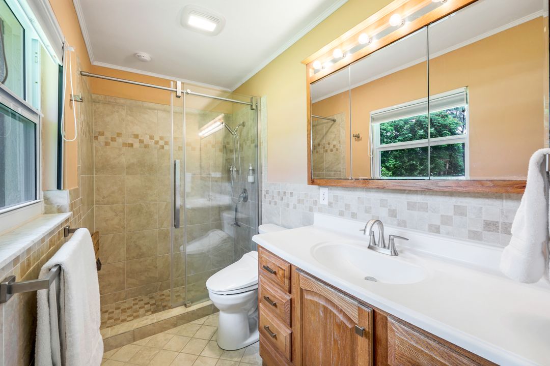 24642 Claire St, Bonita Springs, FL 34135