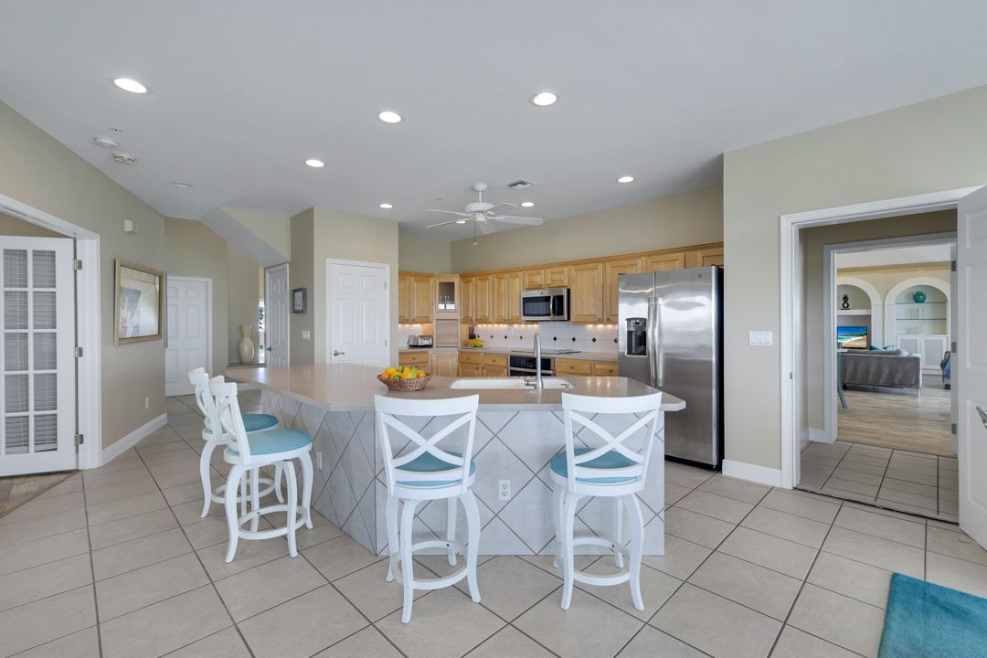 21500-21504 Indian Bayou Dr, Fort Myers Beach, FL 33931