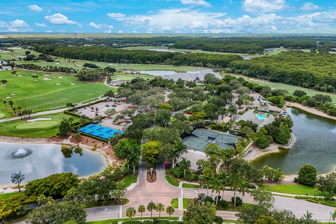 12643 Kinross Ln, Naples, FL 34120