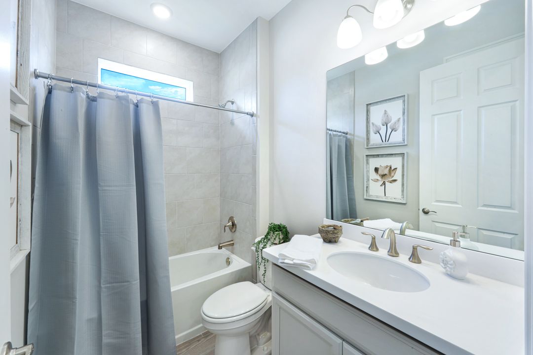 28086 Captiva Shell Lp, Bonita Springs, FL 34135
