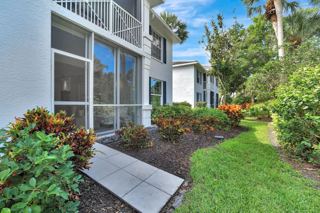 7087 Barrington Cir #101, Pelican Bay, FL 34108