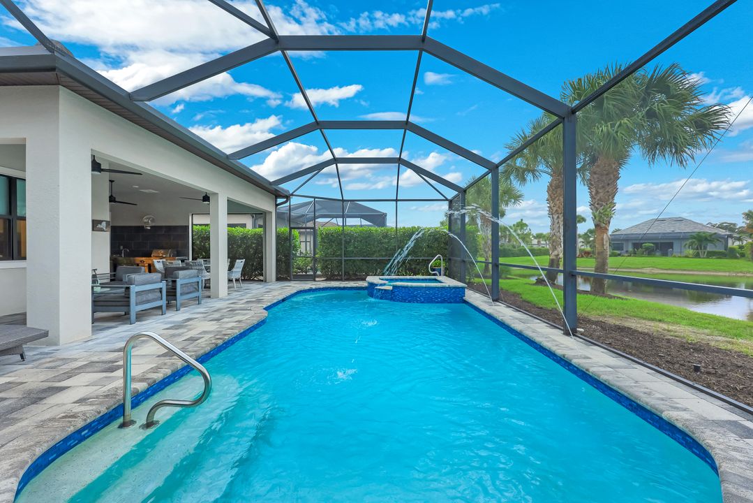 9405 Whooping Crane Wy, Naples, FL 34120
