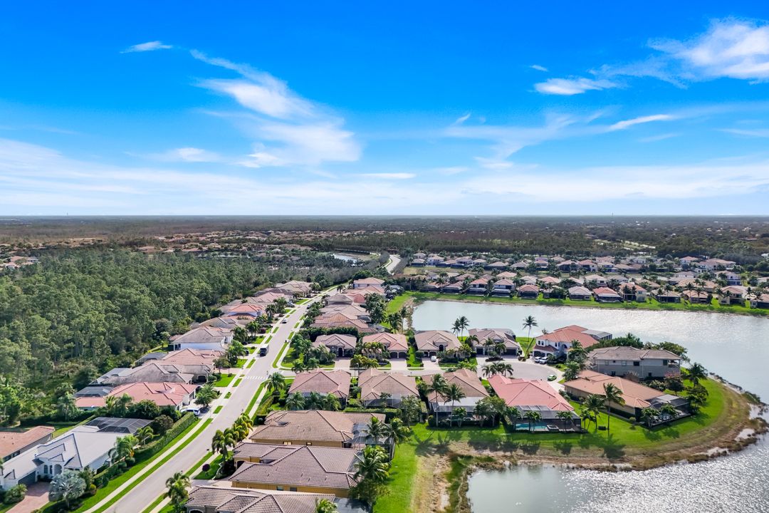 3917 Glacier Ct, Naples, FL 34119