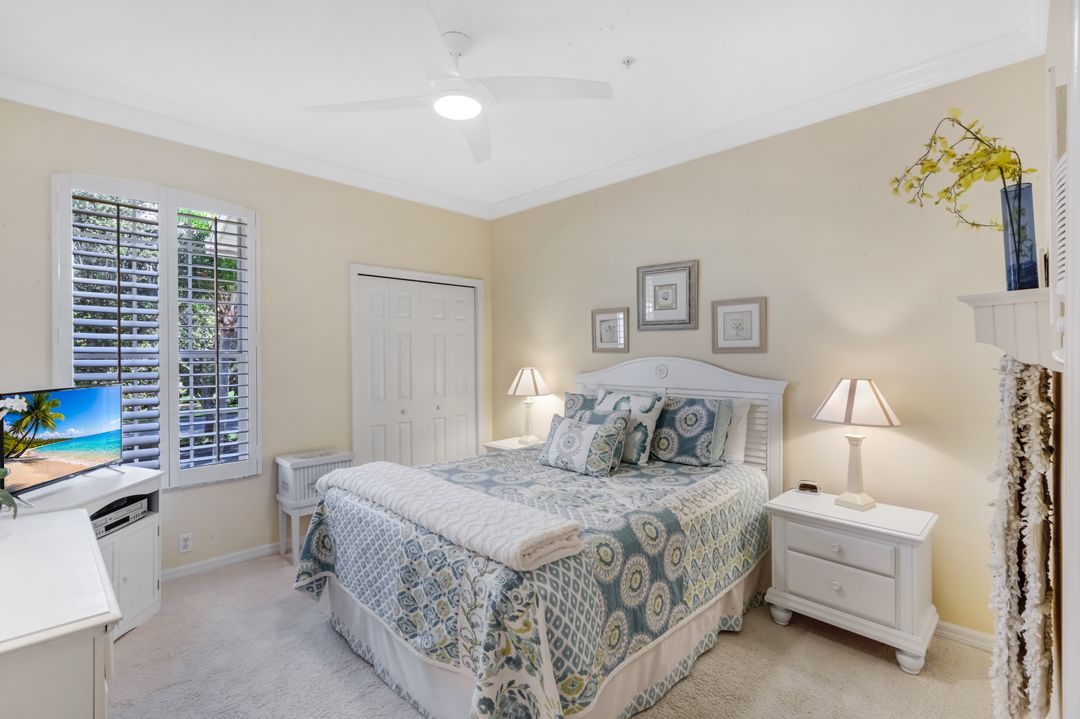 8265 Danbury Blvd #203, Naples, FL 34120