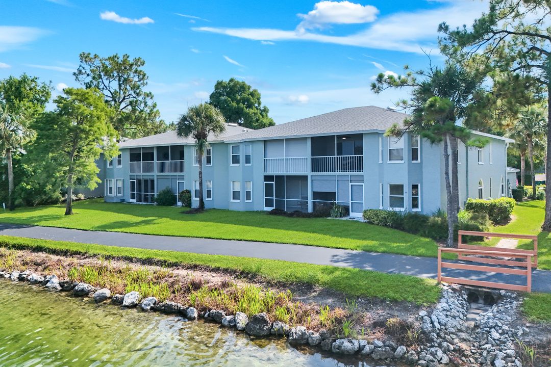 810 New Waterford Dr #203, Naples, FL 34104