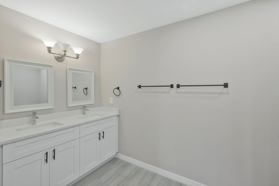 3804 NE 9th Pl, Cape Coral, FL 33909