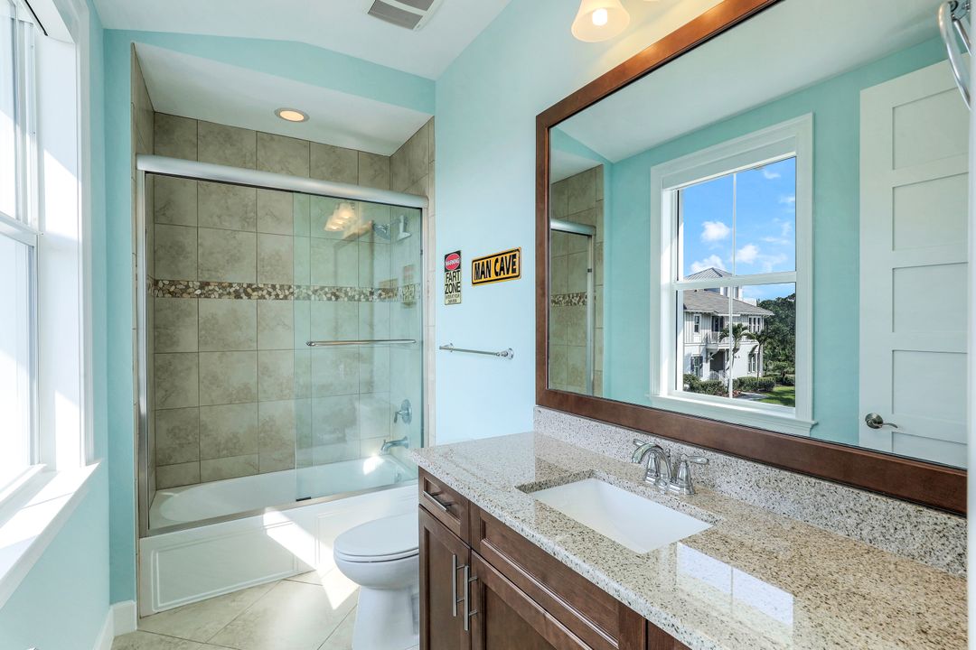 6577 Dominica Dr, Naples, FL 34113