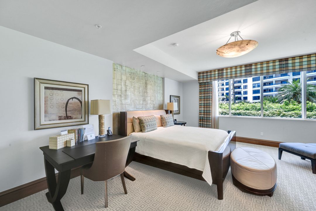 4501 Gulf Shore Blvd N #603, Naples, FL 34103