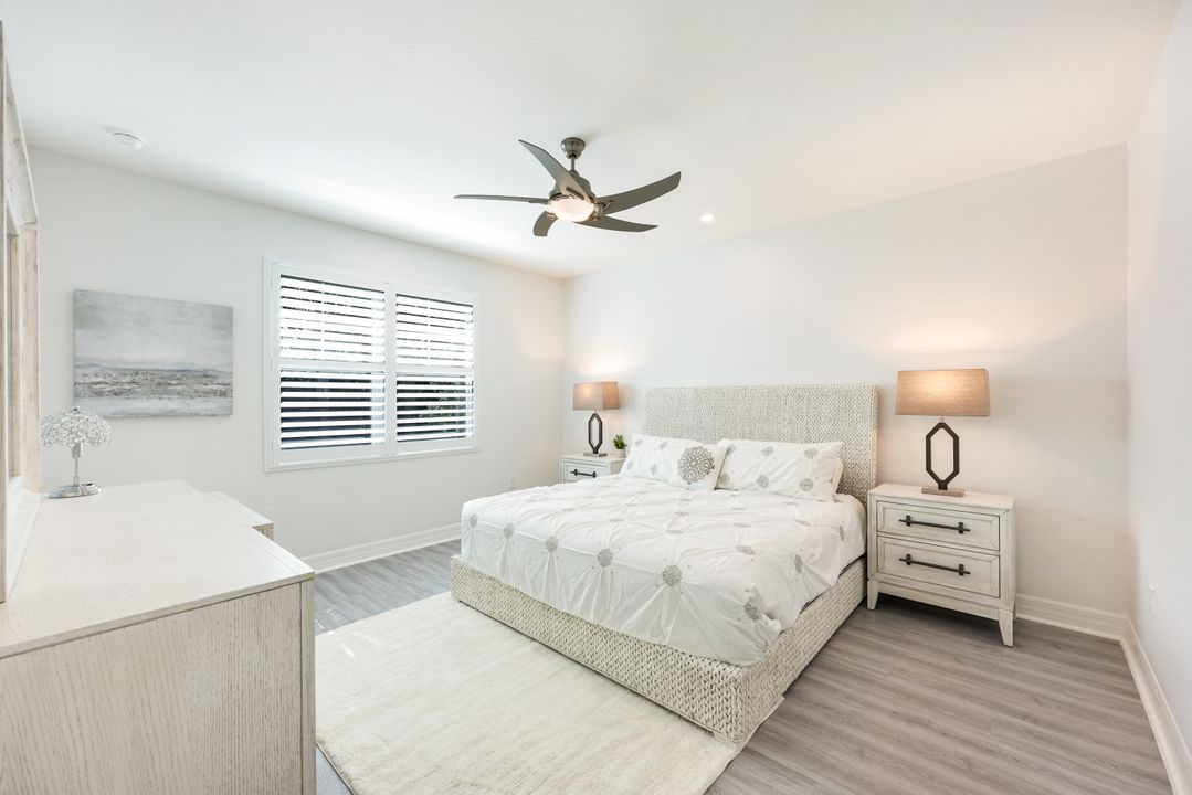 262 Indies Dr E #102, Naples, FL 34114