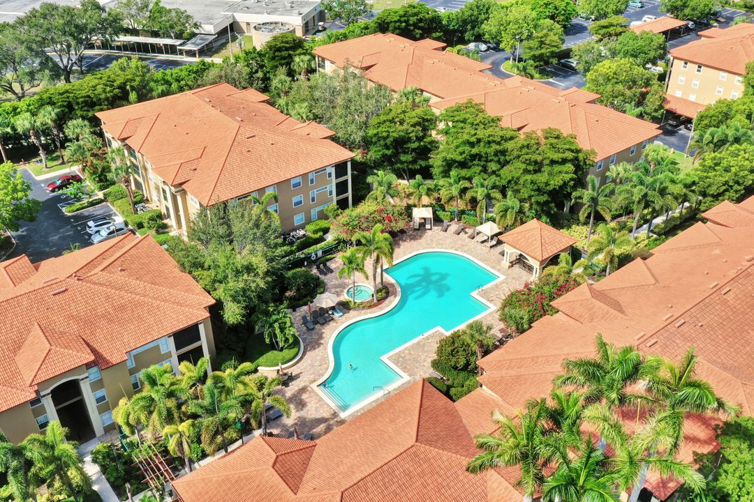 8930 Colonnades Ct E #626, Bonita Springs, FL 34135