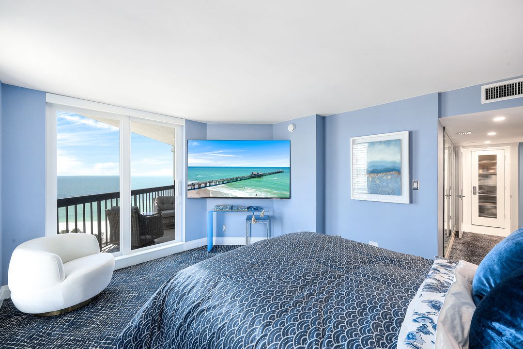 4551 Gulf Shore Blvd N #1003, Naples, FL 34103
